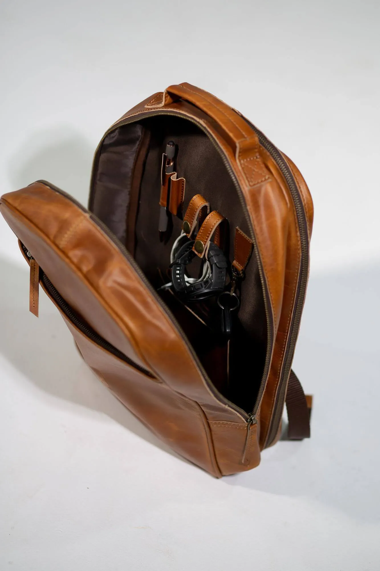 Hunter Leather Tan Backpack