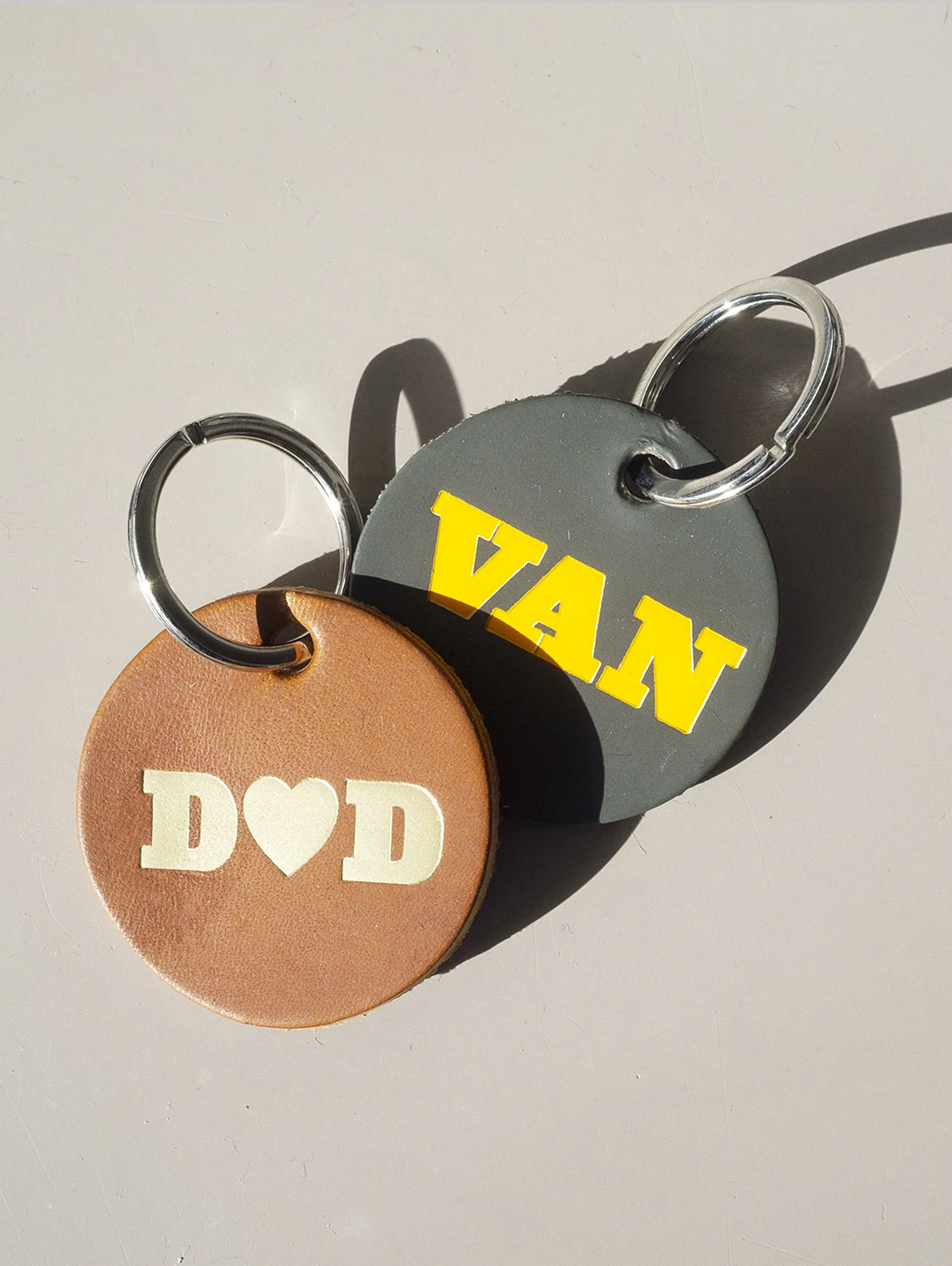 VAN LEATHER KEY RING